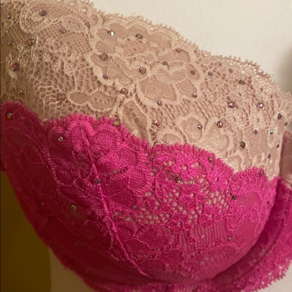 Victoria’s Secret Dream Angels Lined Demi Bra - Picture 2 of 6